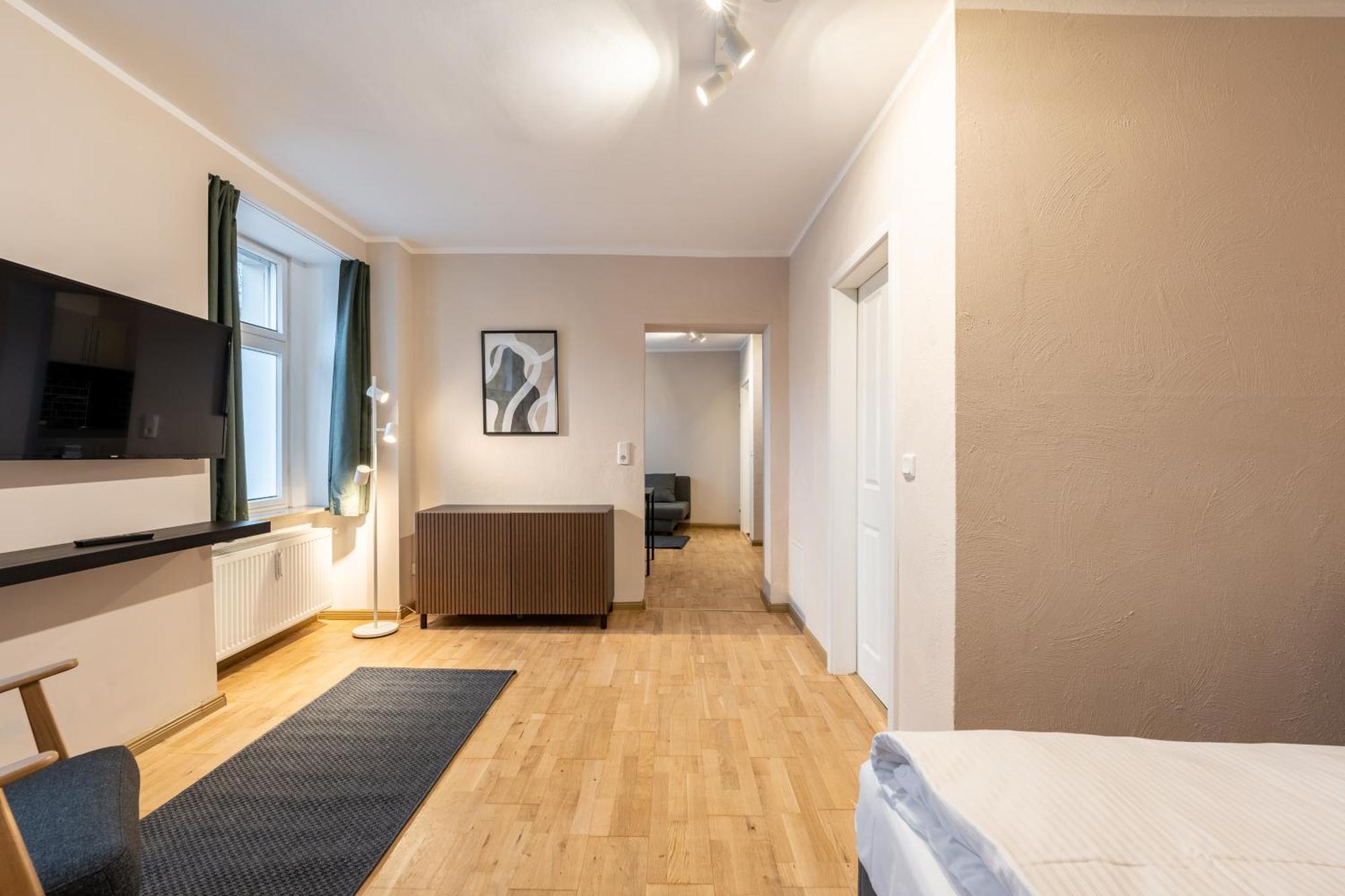 & Aparthotel 3*