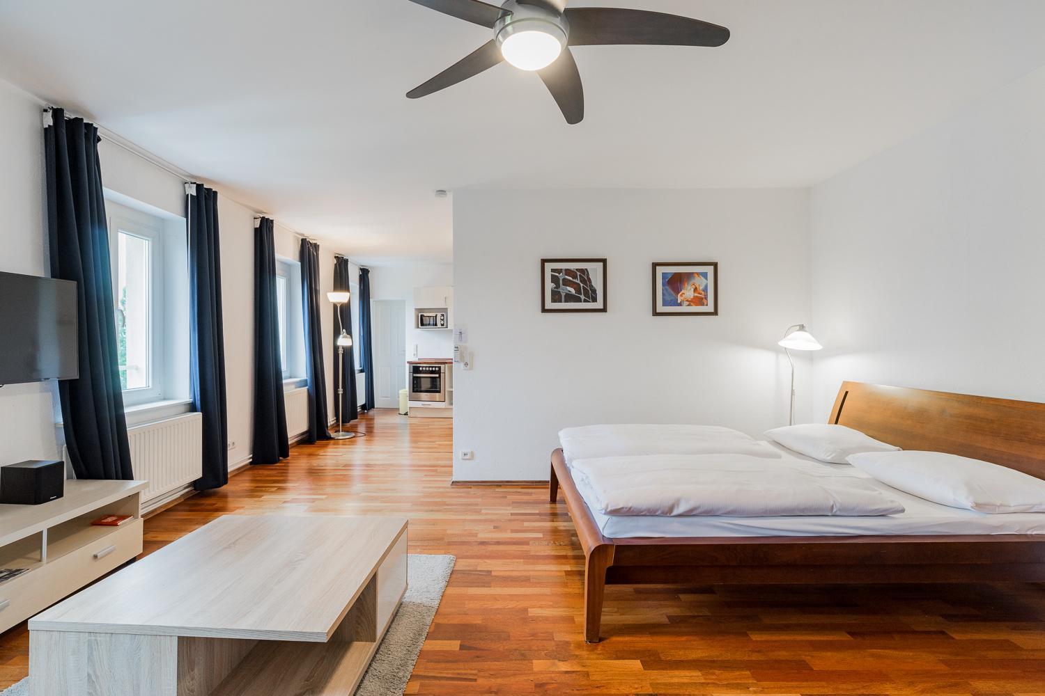& Aparthotel 3*